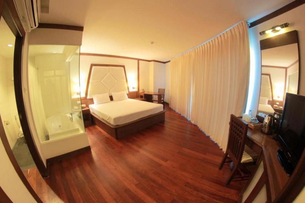 River City Hotel Mukdahan Exterior photo