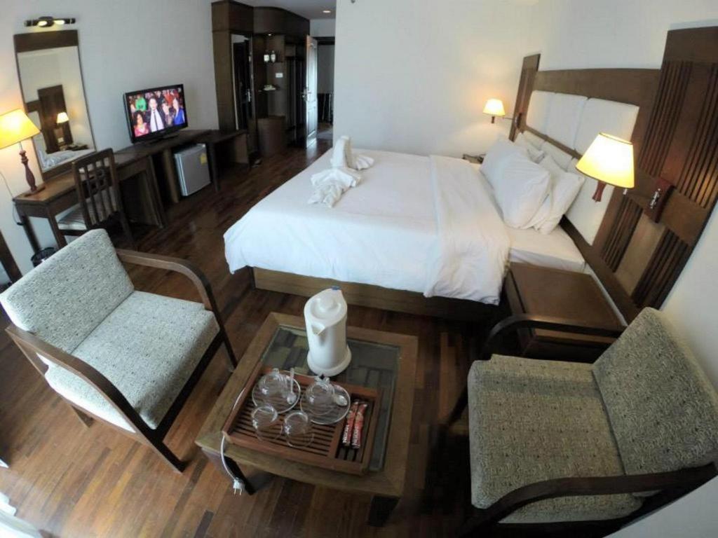 River City Hotel Mukdahan Exterior photo