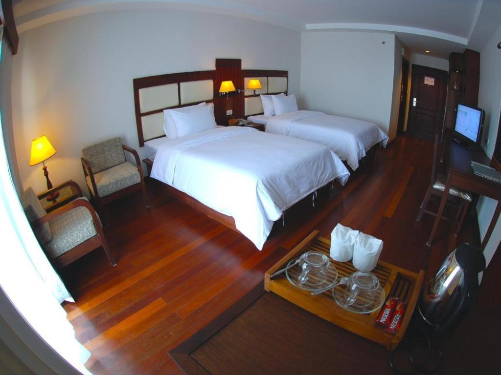 River City Hotel Mukdahan Exterior photo